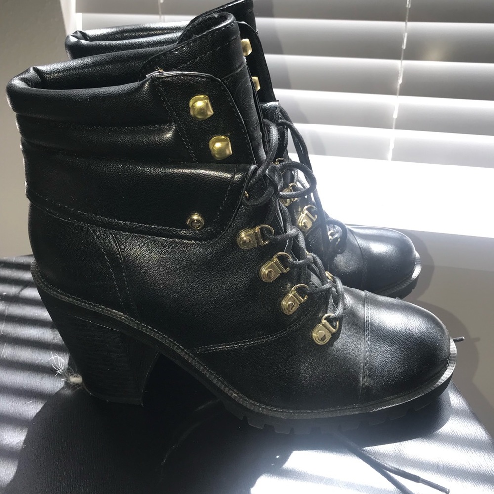 Black military boots with heel